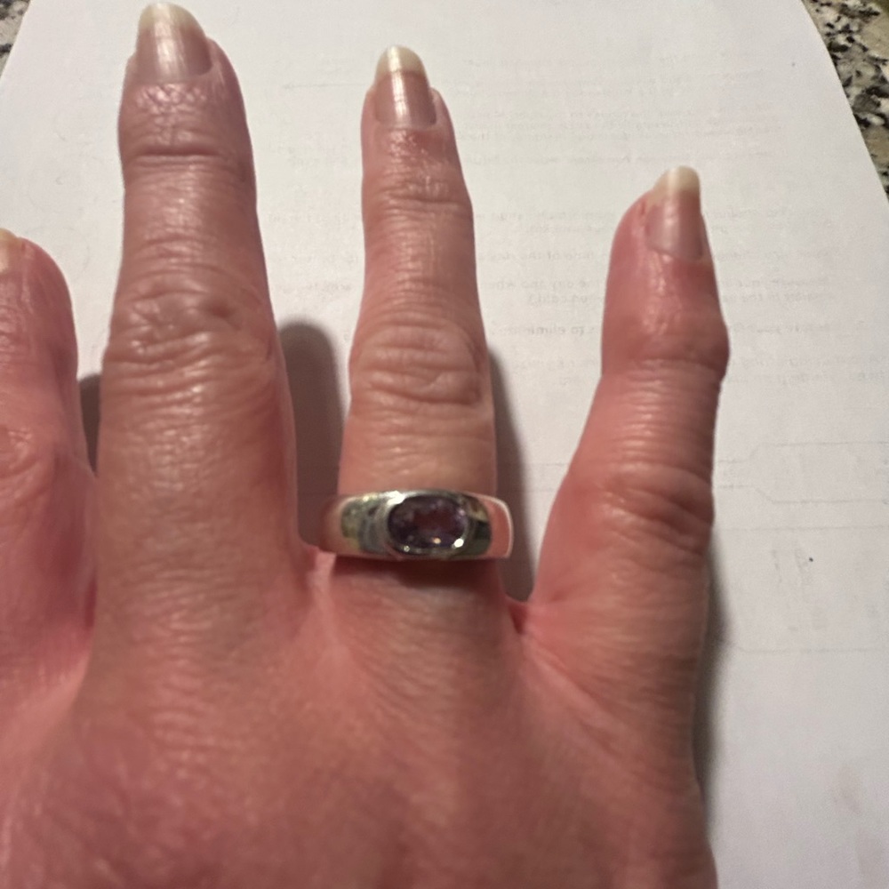 Handcrafted silver ring - Picture 2 of 3